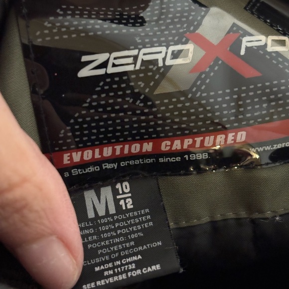 Boys size 10/12 winter jacket, #M885 - Picture 4 of 6